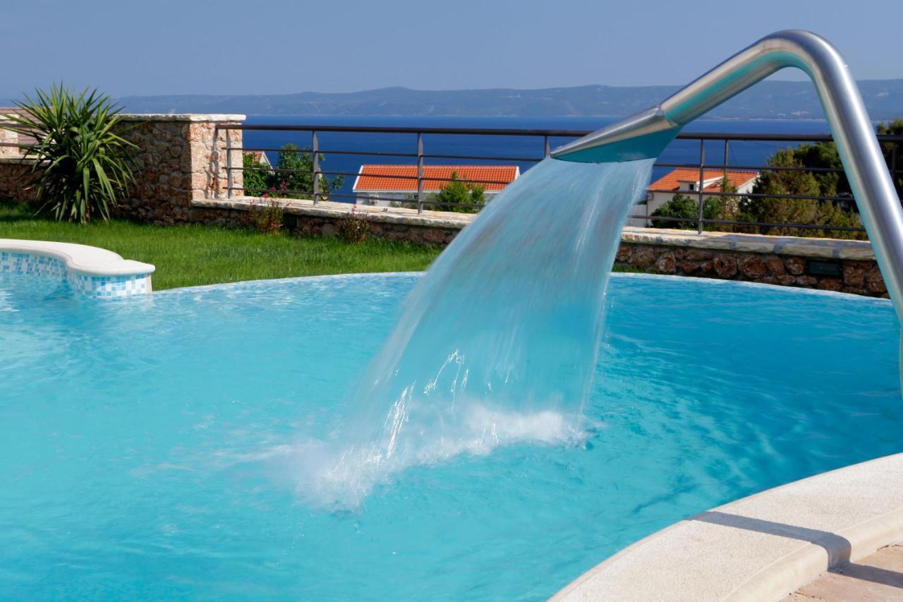 Villa Nera Bol Exterior photo